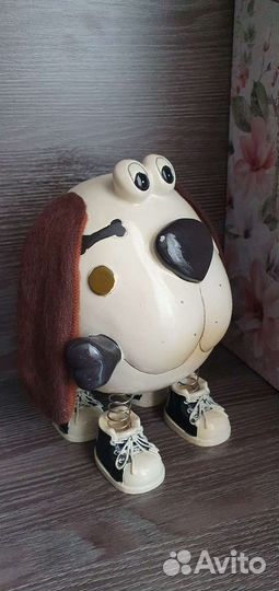 Прикольная копилка собачка на пружинах