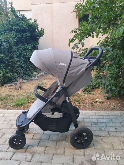 Прогулочная коляска Joie Litetrax 4 Air