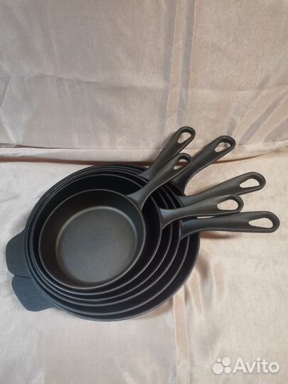 Сковорода чугунная. литая 16 см- 28 см с ручкой