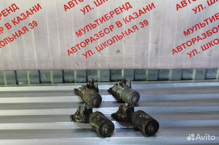 Моторчик трапеции дворников Пежо 206