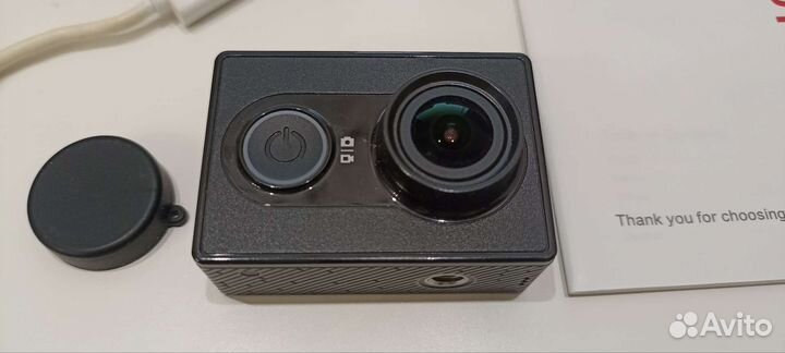 Экшн камера YI action camera