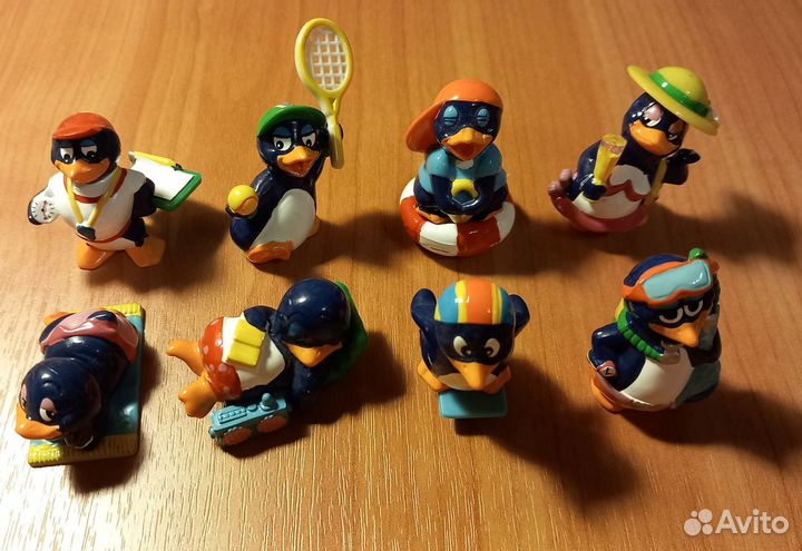 Киндер сюрприз. Пингвины на пляже. Некомплект