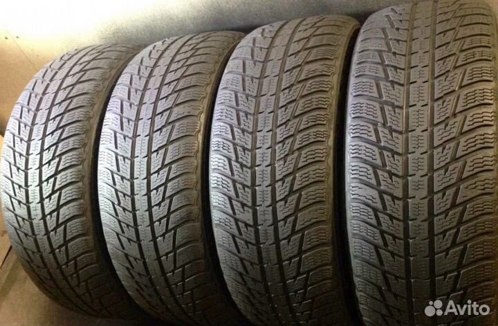 Nokian Tyres WR SUV 3 235/50 R18