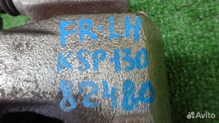 Суппорт передний левый Toyota Vitz KSP130 1KR-FE