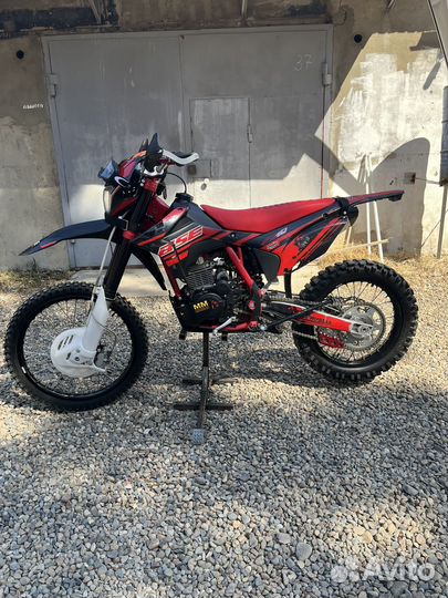 BSE Z10