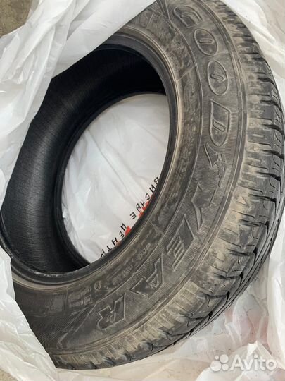 Goodyear Wrangler HP 235/65 R17