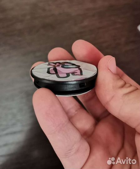 Попсокет among us