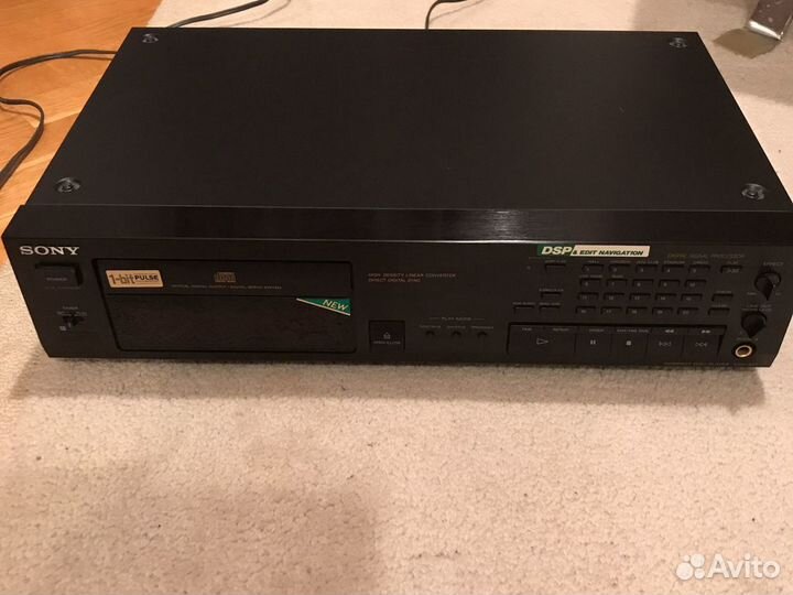 Sony CDP-897