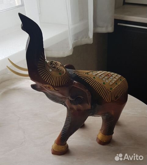 Слон статуэтка