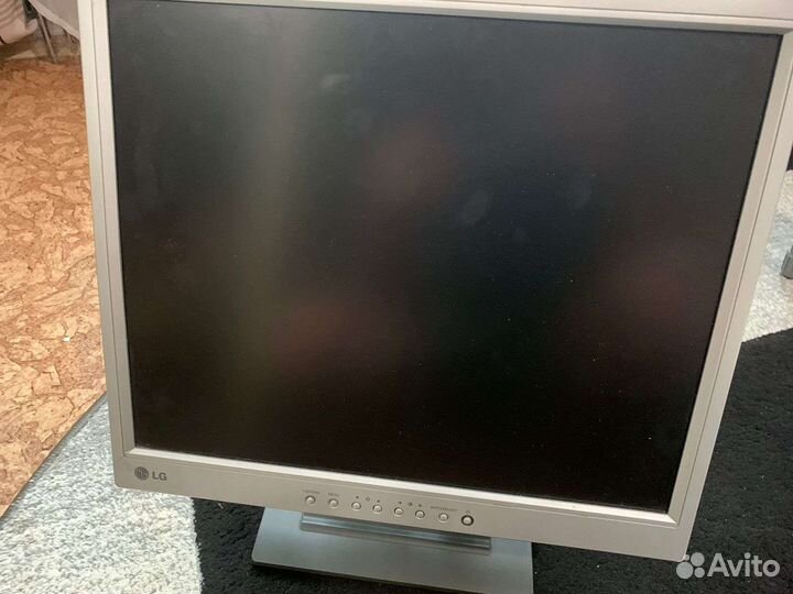 Монитор LG flatron