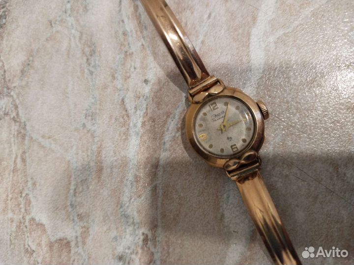 Золотые часы