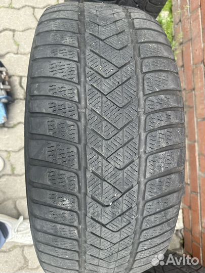 Pirelli Scorpion 275/45 R20 и 305/40 R20