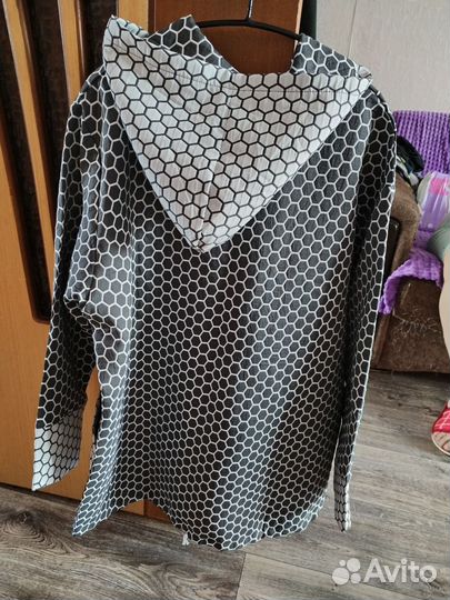 Ветровка женская