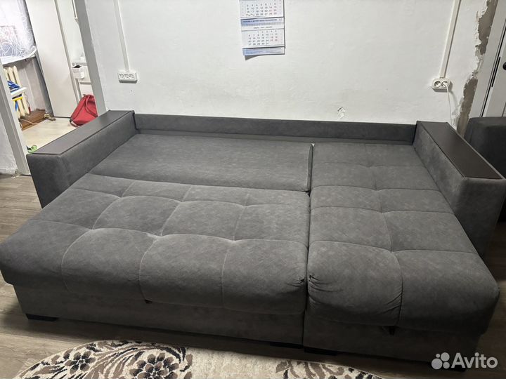 Угловой диван