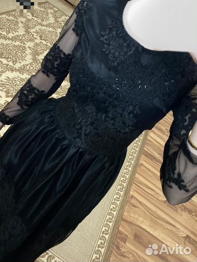 Вечернее платье