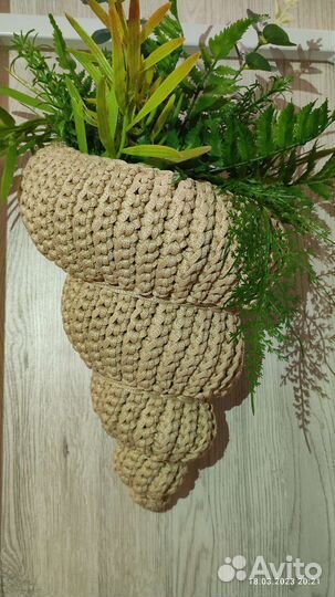 Кашпо вязаное ракушка подвесное