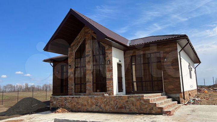 Дом 109 м² на участке 9 сот.