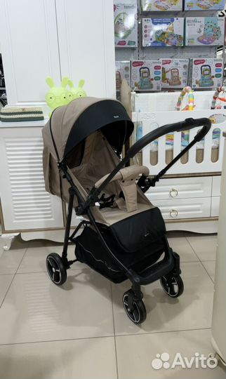 Коляска с перекидной ручкой