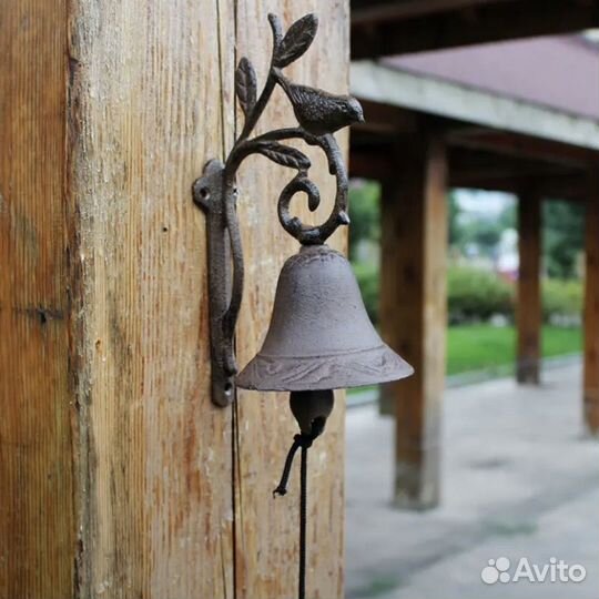 Колокольчики чугунные разные