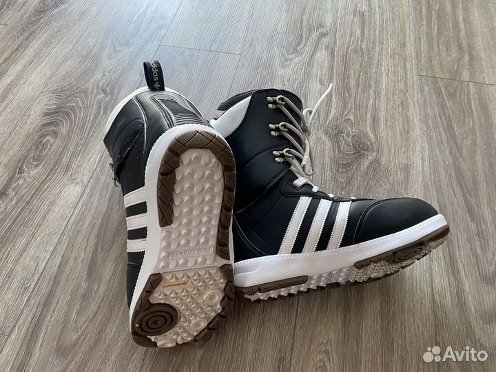 Сноубордические ботинки Adidas Samba ADV 7,5 UK