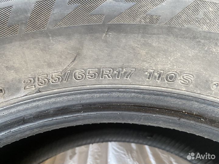 Bridgestone Blizzak DM-V2 255/65 R17 110S