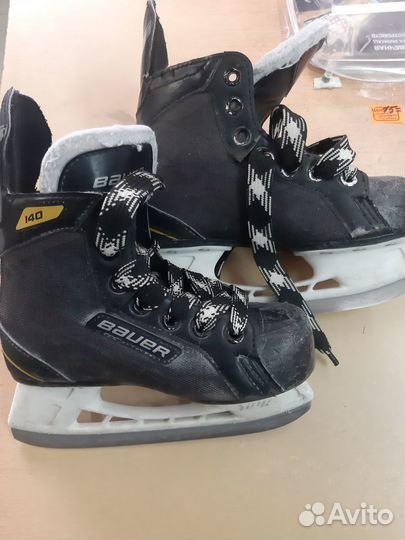 Продаю детскую хоккейную экипировку