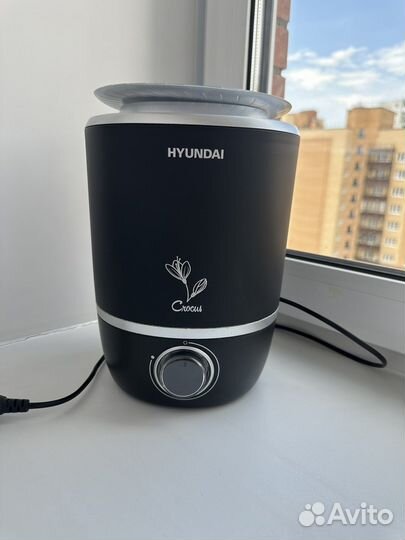 Увлажнитель воздуха Hyundai H-HU12M-4.0-UI188