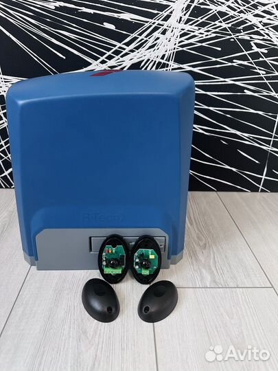 Привод для откатных ворот R-tech sl 1000 KIT