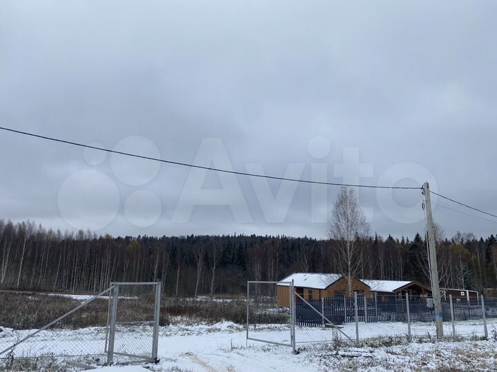 Дом 48 м² на участке 9,2 сот.