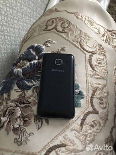 Телефон Samsung galaxy j1 mini