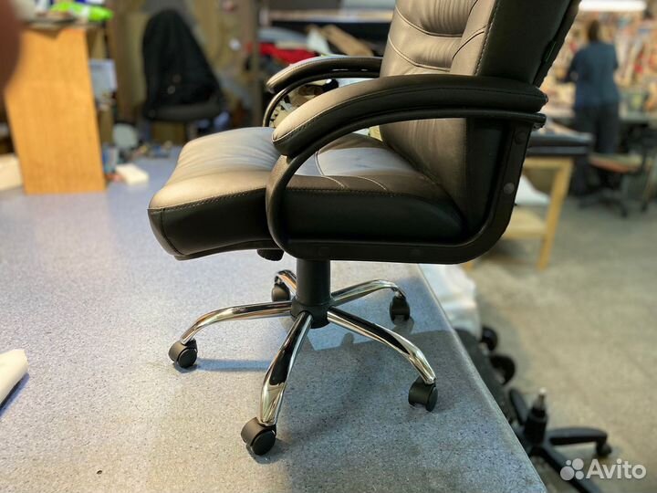 Компьютерное кресло