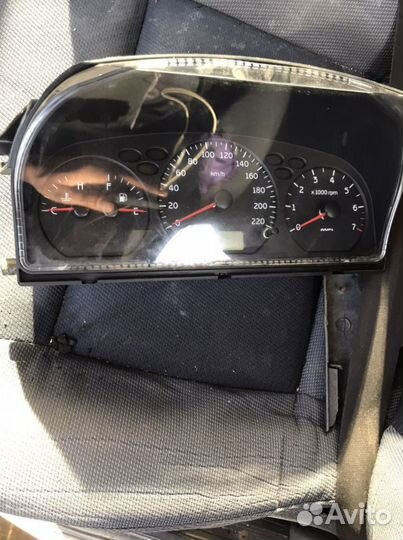 Щиток приборов чери амулет