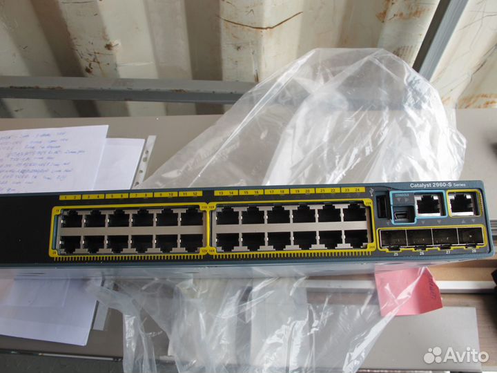 Коммутатор Cisco WS-C2960S-24TS-L бу