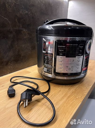 Мультиварка Redmond RMC-M42S