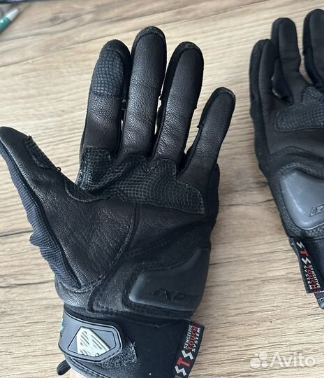 Мотоциклетные перчатки ixon размер M