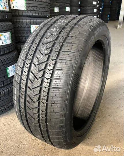 Tourador Winter Pro TSU1 245/40 R18 и 265/35 R18 97V