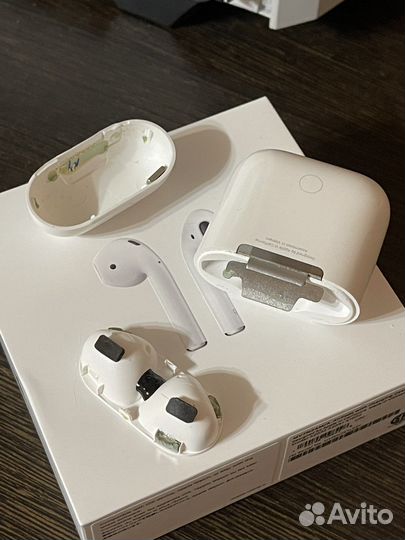 AirPods (2nd)