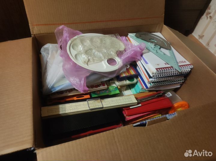 Набор канцелярии для школьника