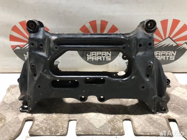 Подрамник Nissan X-Trail