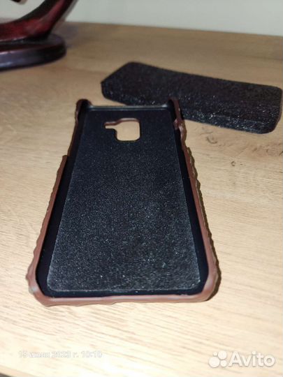 Чехол из натурального крокодила на samsung A8