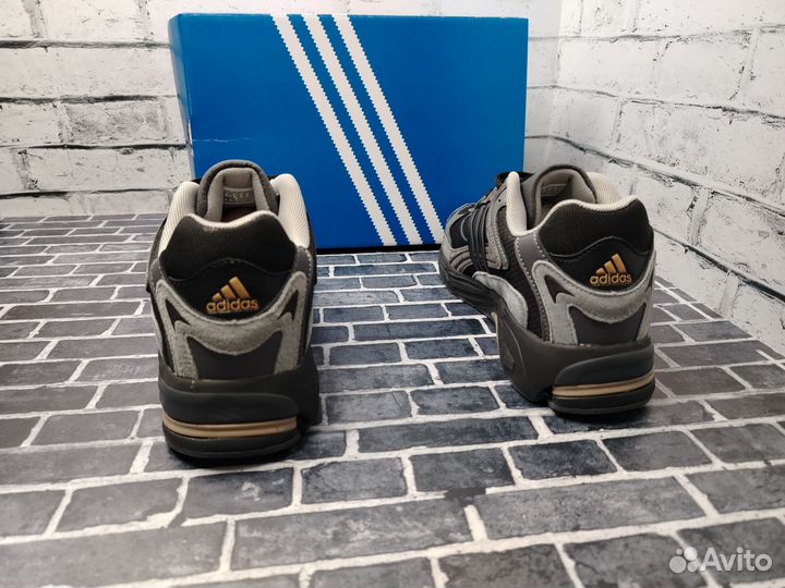 Кроссовки Adidas мужские