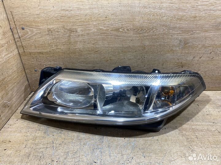 Фара передняя левая Renault Laguna 2 дорест 142197