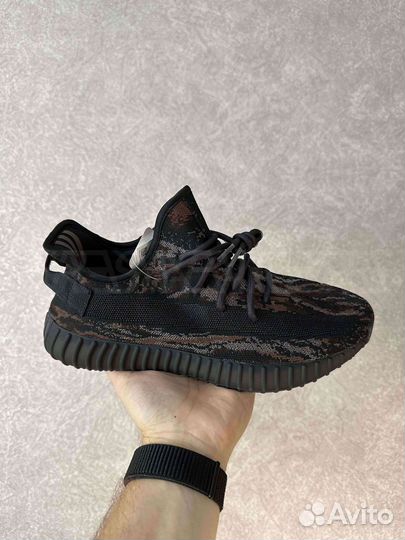 Кроссовки Adidas Yeezy