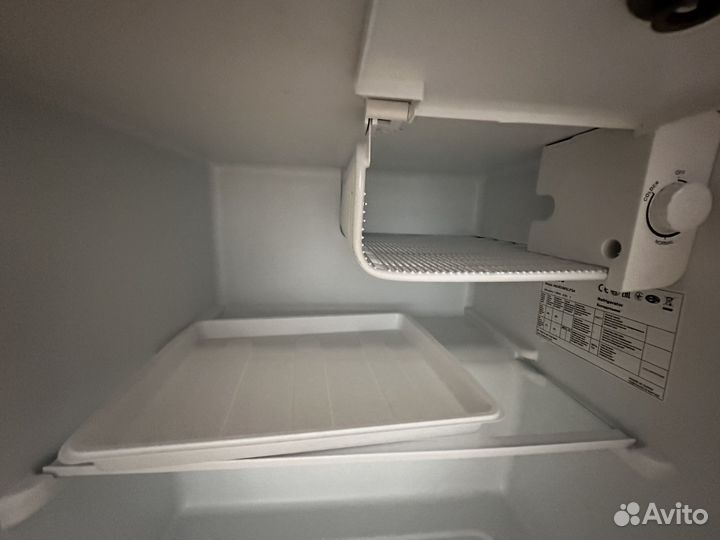 Холодильник midea