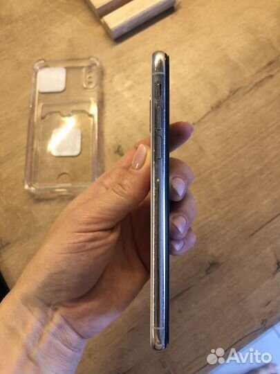 iPhone X, 256 ГБ