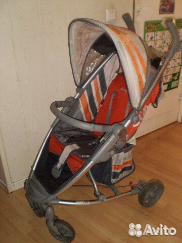 Коляска и столик для кормления фирма Brevi