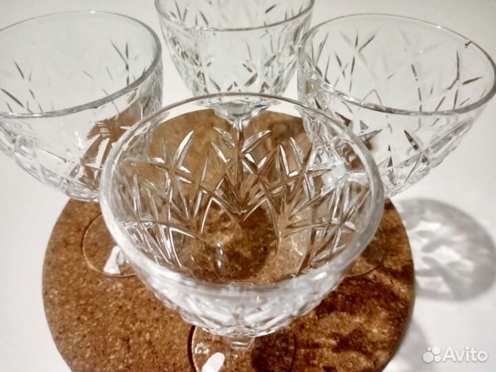 Хрустальные рюмки на ножке СССР