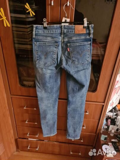 Джинсы женские Levis 711