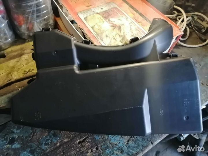 Входной воздуховод на Веста