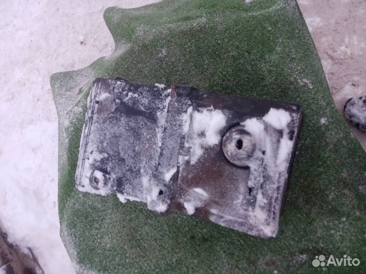 Площадка акб Ford Focus 3